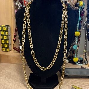 Opera length Stella and Dot gold link necklace
